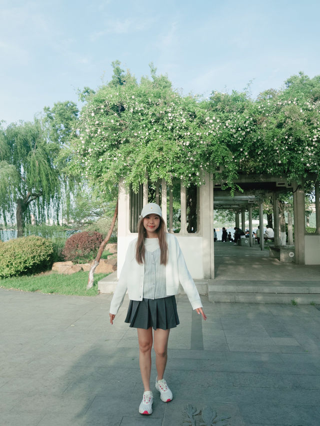 บรรยากาศสบาย ๆ ที่ทะเลสาบซวนหวู่