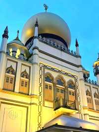 Golden Domes: The Sultan Mosque at Arab Street