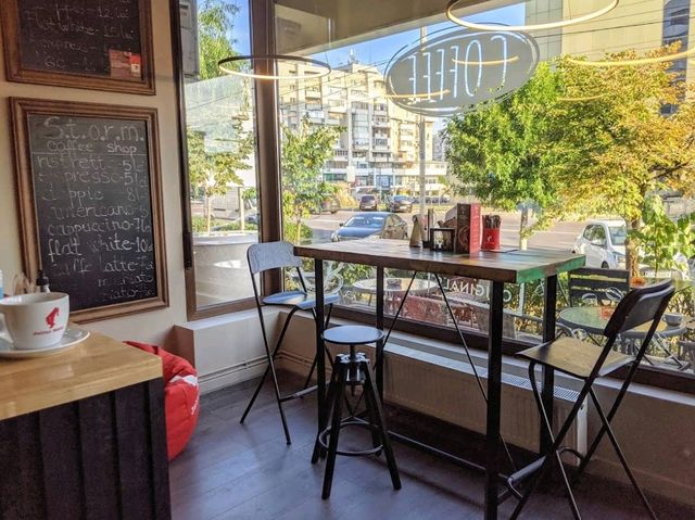 Storm Coffee Shop