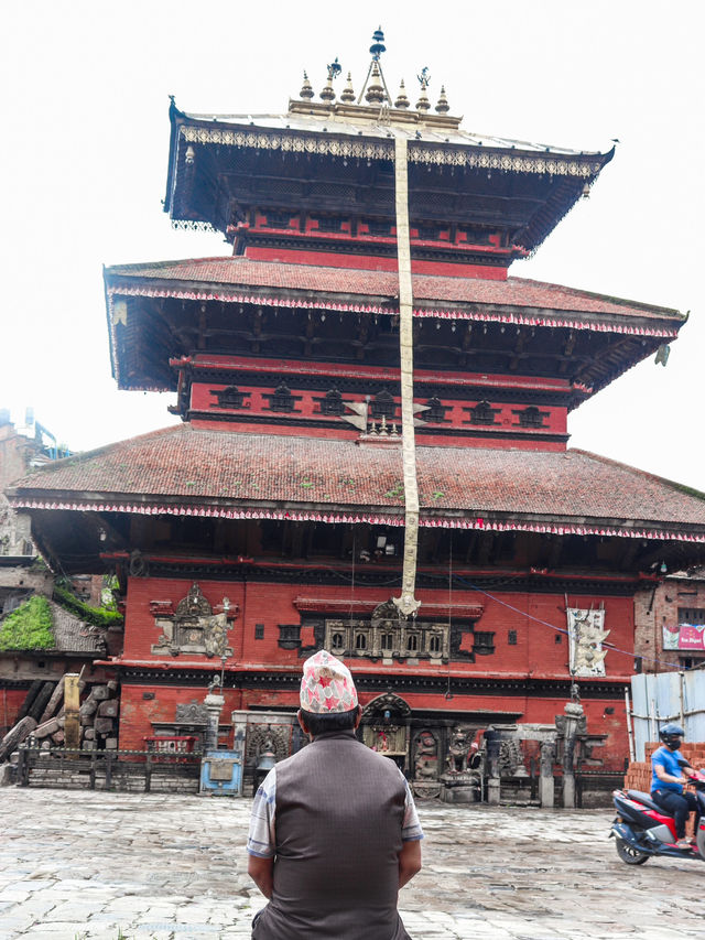 Bhaktapur durbar square is 13th century palace