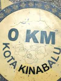 A Flavorful & Artistic Escape – Gaya Street, Kota Kinabalu on a Budget