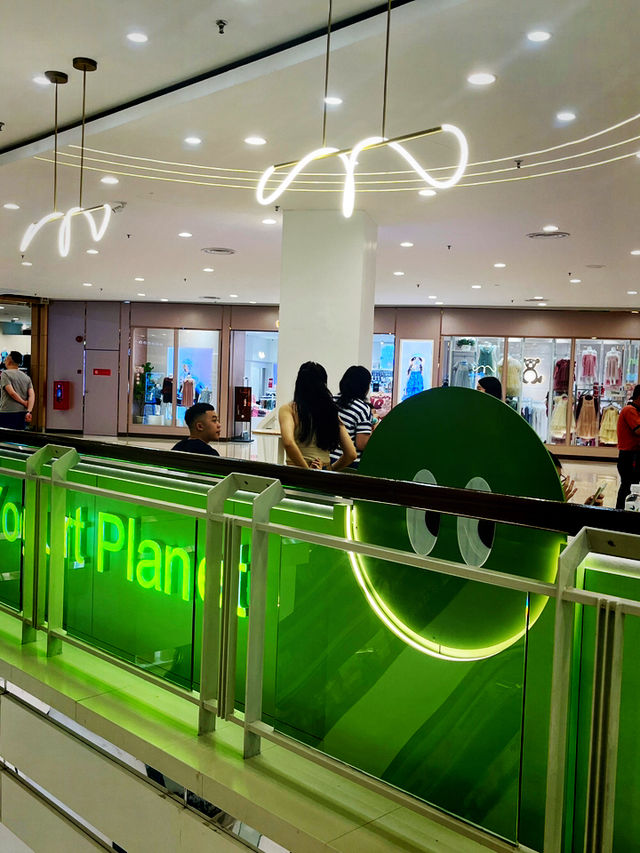 Yogurt Planet – Customizable Yogurt Treats at Queensbay Mall