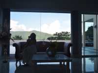 นอนมองภูเขาที่The Location Resort ที่พักสวนผึ้ง