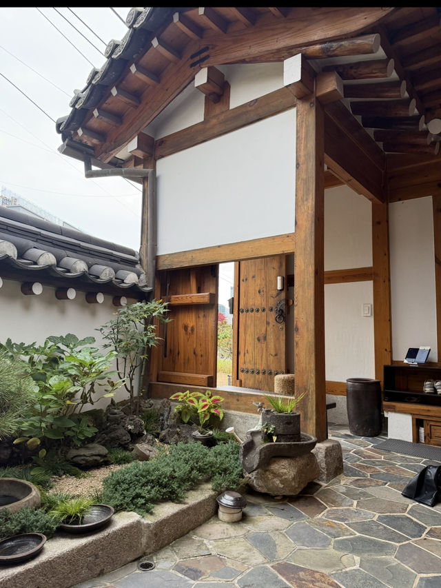 【ソウル・安国】 韓国の伝統的な韓屋で美しすぎるパフェに出会った🥹✨