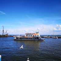 🌊🎣 Volendam Summer Escape: A Postcard-Perfect Dutch Fishing Village  