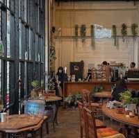Baan Saen Saep Brewing Co. • BKK