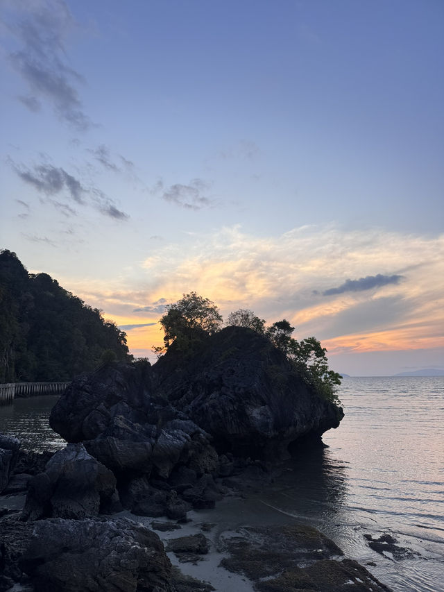เที่ยว หาดเจ้าไหม จังหวัดตรัง