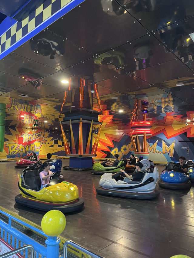 Fun thrilling time at Berjaya Times Square Theme Park! 🎉