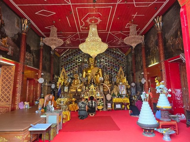 วัดพระธาตุดอยสุเทพ ศูนย์รวมจิตใจคนล้านนา