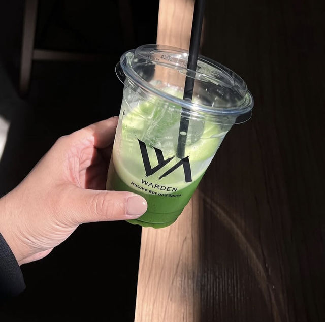  Warden Matcha Bar & Space คาเฟ่มัทฉะเท่