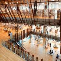 Toyama Glass Art Museum: Where Light & Glass Dance – A Solo Traveler’s Crystal Fantasy"** ✨🏛️