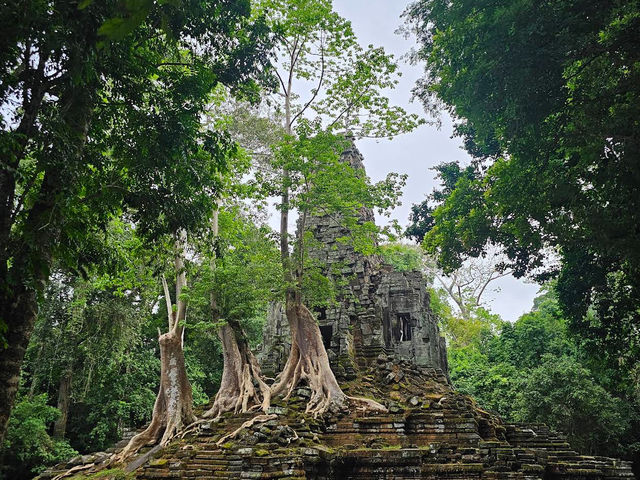 Prasat Preah Palilay is a hidden gem within Angkor