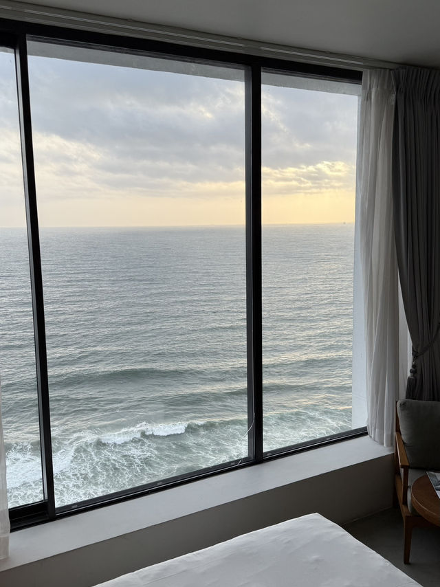 Luxury Meets the Ocean at Granbell Hotel 🌊