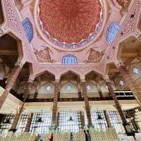 Whispers of Prayer at Masjid Putra