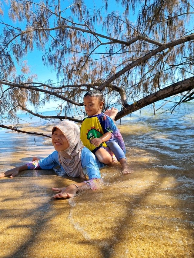 หาดตะโละสะมีแล อ.ยะหริ่ง จ.ปัตตานี