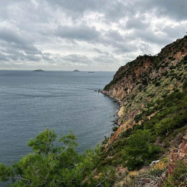 Island Strolls and Sea Breeze on Burgazada