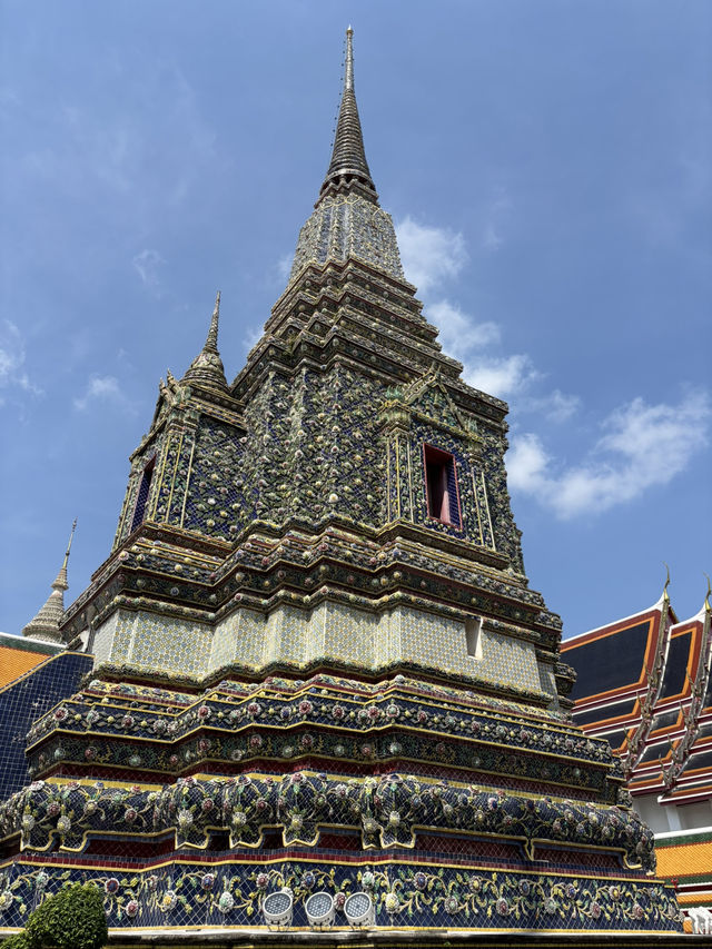 The Radiance of Wat Arun: Bangkok’s Temple of Light