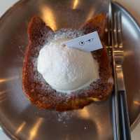 Lie Awake Cafe – คาเฟ่เล็ก ๆ 