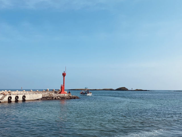 Enhancing the Experience of Nearby Coastal Attractions