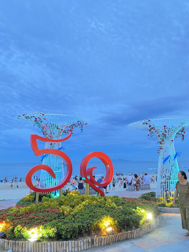 รีวิวหาดหมีเค (My Khe Beach) – ชายหาดในดานังที่ใคร