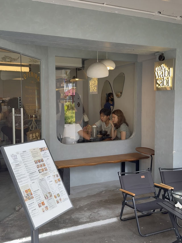 Lunch At Everton Park’s Calmest Corner: Where Aesthetic Meets Appetite  