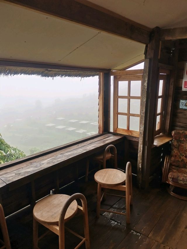 Magic Mountain Cafe