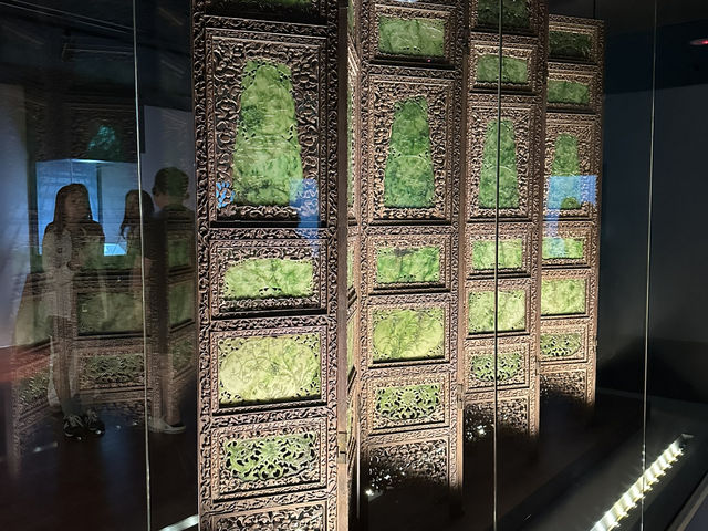 Must-visit places in Taipei Palace Museum
