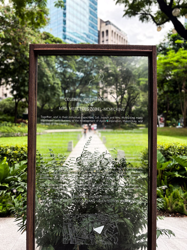 🇵🇭菲律賓馬尼拉阿亞拉三角公園