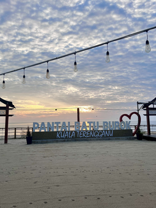 Batu Buruk’s Golden Hour Glory