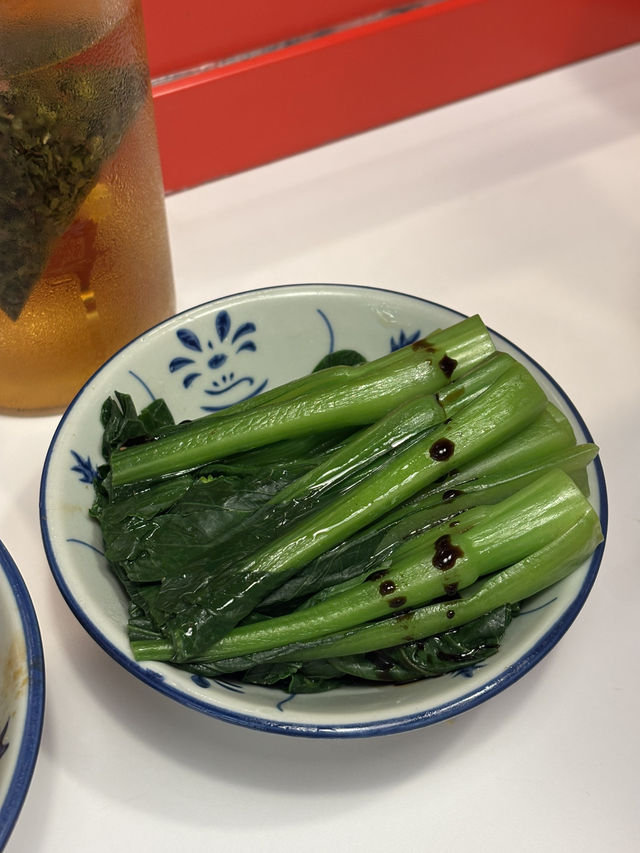 地道親民港式茶餐廳＋馬拉風味必試蛋炒豬腸粉！