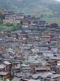 Lookout Above the Sea of Clouds: How Xijiang Turns Time into Landscape