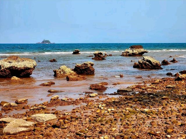 Red Cliffs ที่บางสะพานน้อย