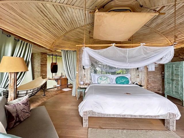 รีวิวที่พักบนเกาะยาวน้อยTreeHouse Villas