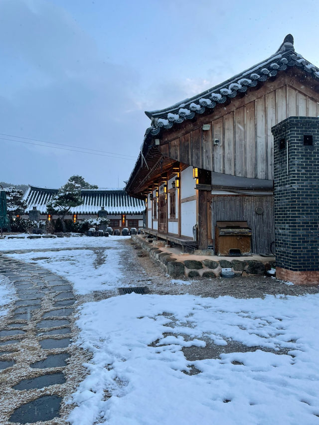 ❄️ 눈 내린 날의 감성, 남원 광한루 한옥스테이 🏡✨