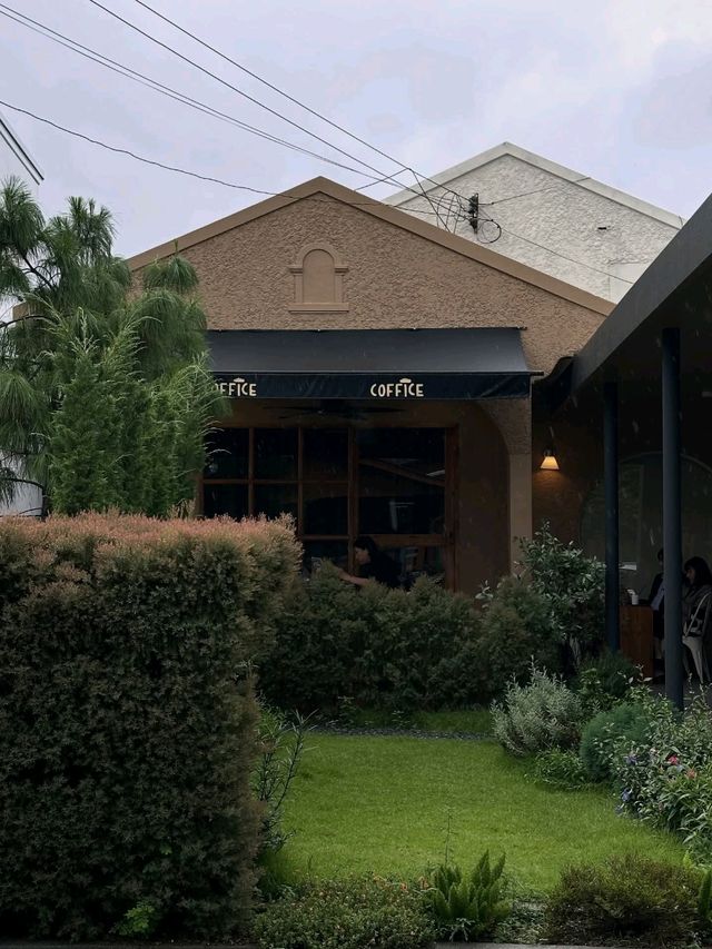 ☕ Coffice — ร้านกาแฟบรรยากาศดีหลังกองบิน 41
