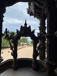 🛕 The Sanctuary of Truth – Pattaya’s Architectural Wonder 🌅