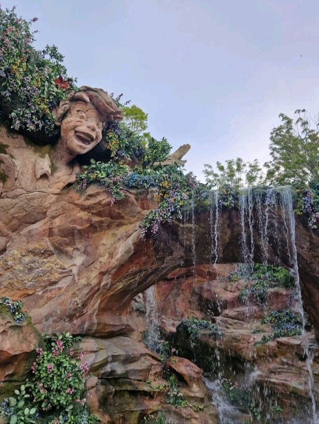TOKYO DISNEYSEA.