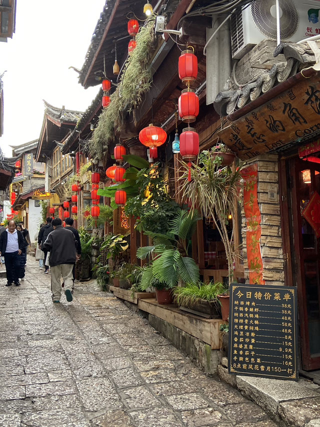 Lijiang Old Town: A Maze of Cobblestone