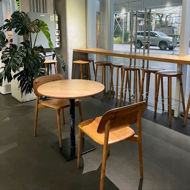 lovely cafe lovely cafe