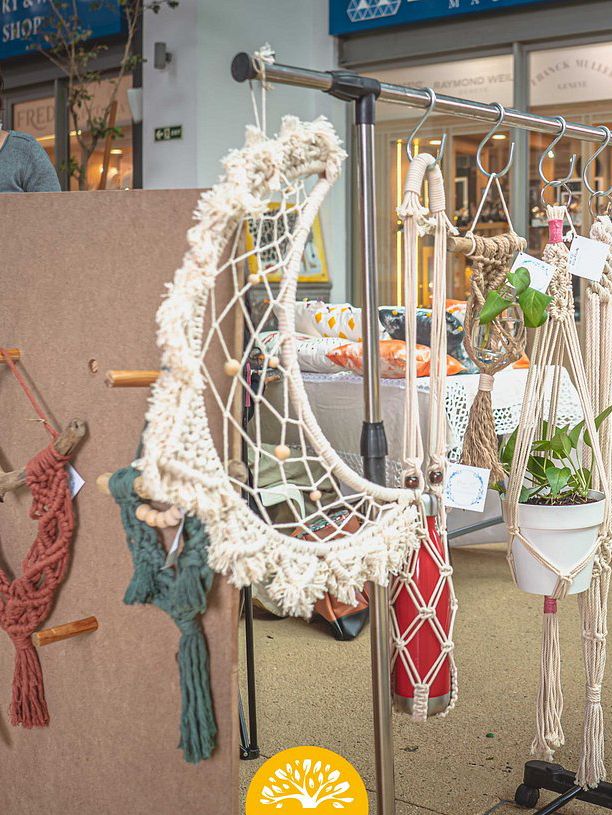 Cascavelle Shopping Mall - Shopping in Flic en Flac