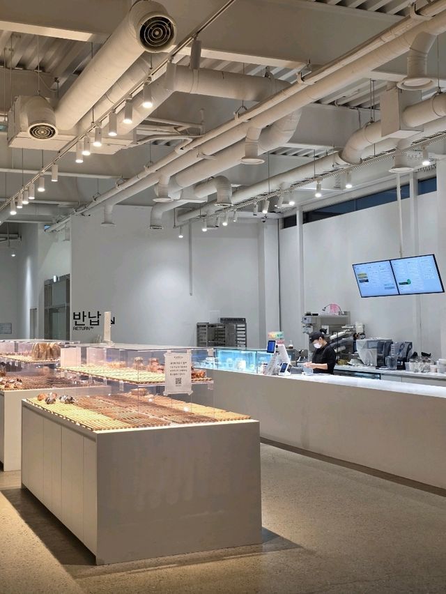 여유가 넘치는 감성 공간