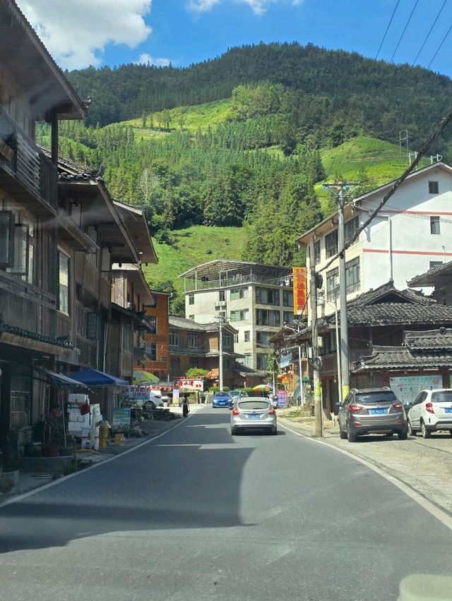 Деревня Пинъань на рисовых террасах Лунцзи: