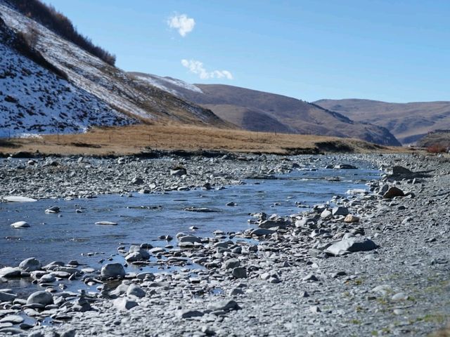 ทิวทัศน์ของภูเขาหิมะยาล่า (Yala Snow Mountain)