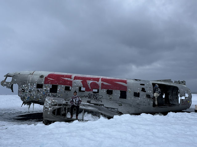🌌✨ A NIGHT OF MAGIC AT SKÓGAFOSS & A LEGENDARY WALK TO SOLHEIMASANDUR ✈️🖤 🌌✨ A NIGHT OF MAGIC AT SKÓGAFOSS & A LEGENDARY WALK TO SOLHEIMASANDUR ✈️🖤