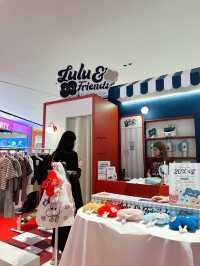 Malaysia’s Xmas Blazer Bash: Sunway Square Vibes 🎄✨