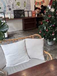 🪟 Warm Window Silom 