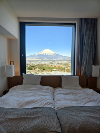 房內富士山景絕美體驗
