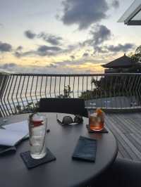 🌊 Clifftop Infinite Blues: A Luxury Review of Umana Bali, LXR Hotels & Resorts 🌴
