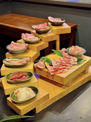 Рекомендуем невероятно вкусный ресторан якинику в районе Готэмба.