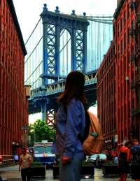 DUMBO Manhattan Bridge View (Brooklyn)